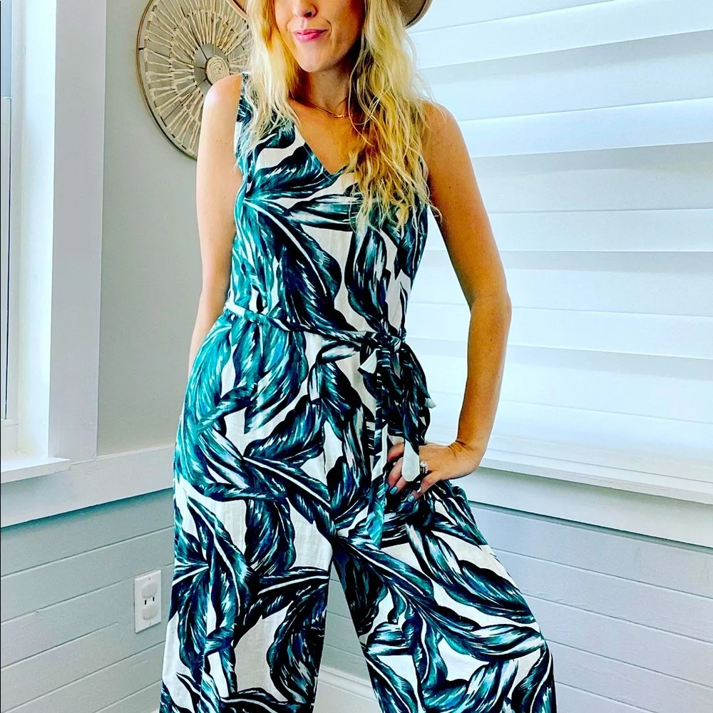 Who What Wear Banana Leaf Jumpsuit - Picture 1 of 5